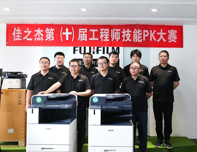 南京復(fù)印機(jī)租賃是南京本地的專業(yè)的復(fù)印機(jī)租賃公司，打印機(jī)租賃公司。辦公設(shè)備租賃 復(fù)印機(jī)租賃